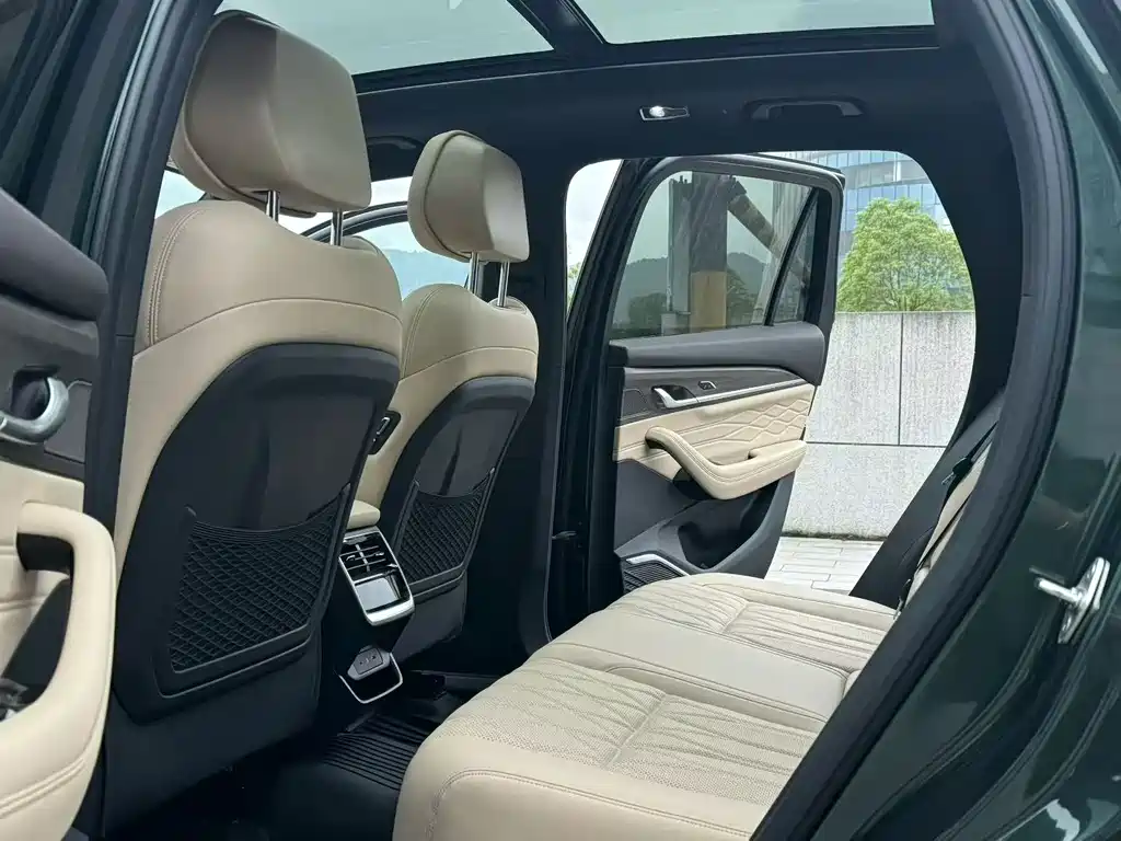 Geely Auto Geely Xingyue L 2025 Edition Oriental Luminary 2.0TD Automatic AWD Moon Gazing Version 2024 - thumbnail 6