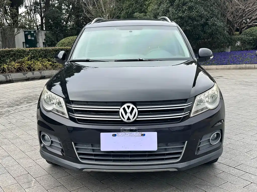 Volkswagen Tiguan 2013 1.8TSI Automatic 2WD Luxury Edition 2013 - thumbnail 2