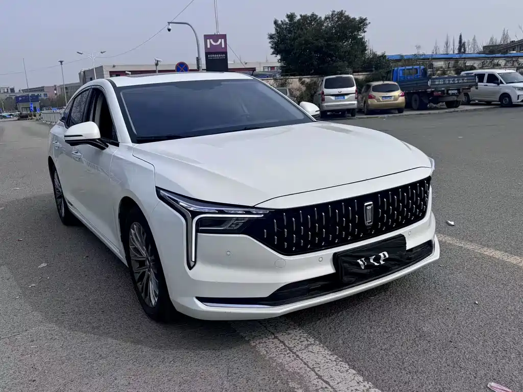 Bestune Bestune B70 2021 1.5T Automatic Enjoy Edition 2022 - thumbnail 3