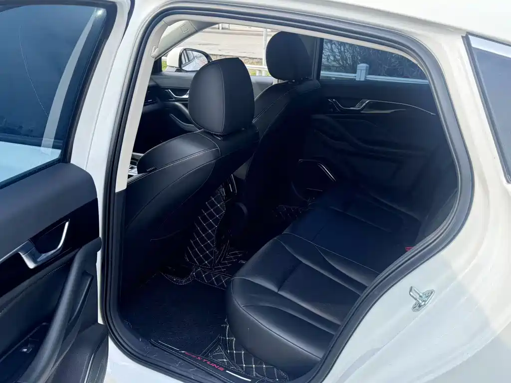 Bestune Bestune B70 2021 1.5T Automatic Enjoy Edition 2022 - thumbnail 5