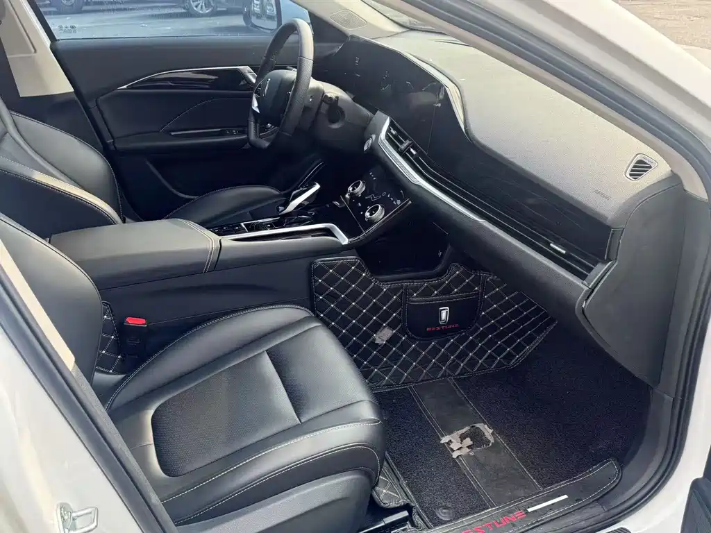Bestune Bestune B70 2021 1.5T Automatic Enjoy Edition 2022 - thumbnail 9