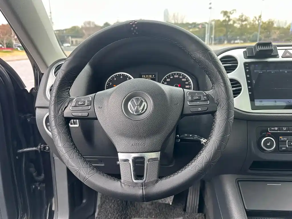 Volkswagen Tiguan 2013 1.8TSI Automatic 2WD Luxury Edition 2013 - thumbnail 15