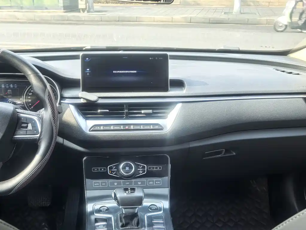 Hongqi Hongqi H5 2019 30TD Lingdong Edition 2020 - thumbnail 10