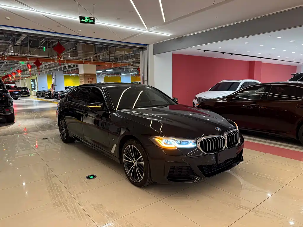 BMW BMW 5 Series 2022 530Li Leading Model M Sport Package 2022 - thumbnail 3
