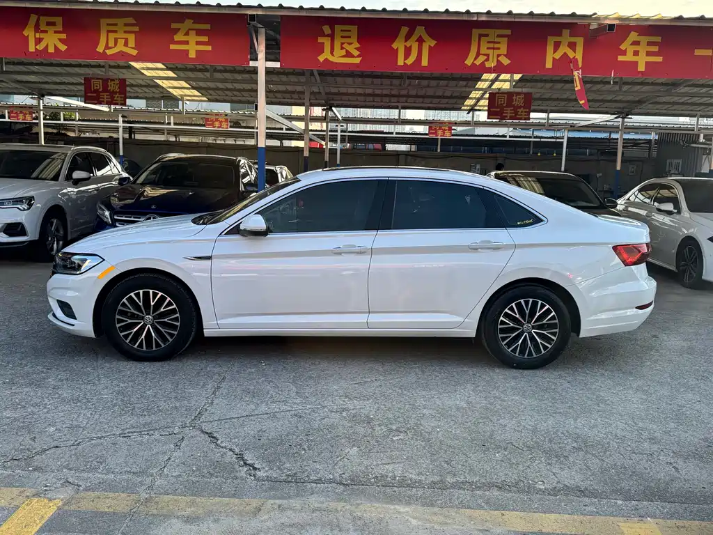 Volkswagen Volkswagen Sagitar 2019 280TSI DSG Comfort Model VI 2019 - thumbnail 3