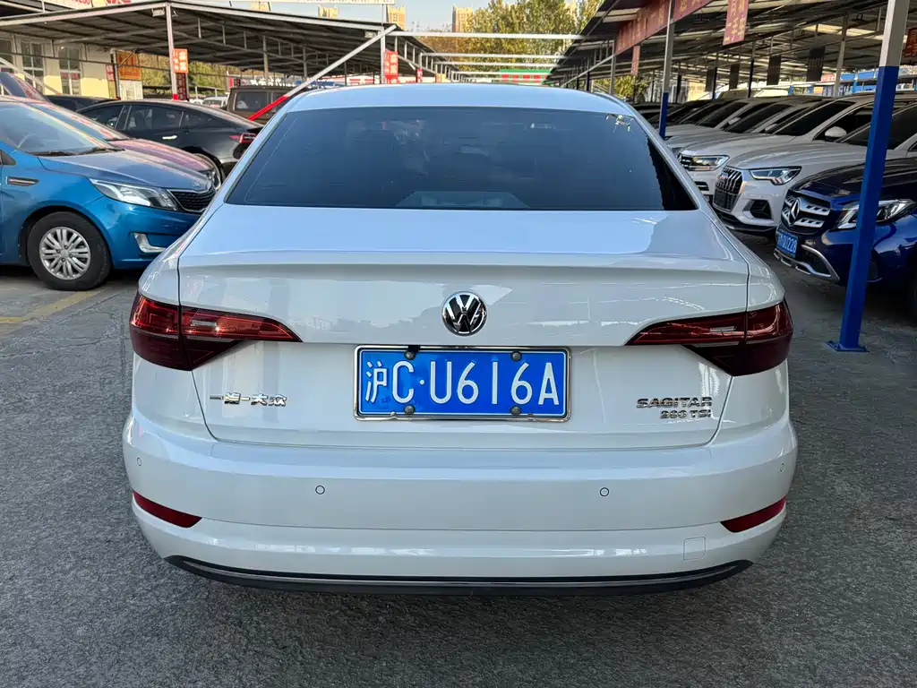 Volkswagen Volkswagen Sagitar 2019 280TSI DSG Comfort Model VI 2019 - thumbnail 4