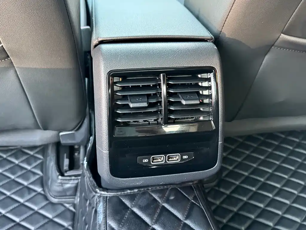 Volkswagen Volkswagen Sagitar 2019 280TSI DSG Comfort Model VI 2019 - thumbnail 8