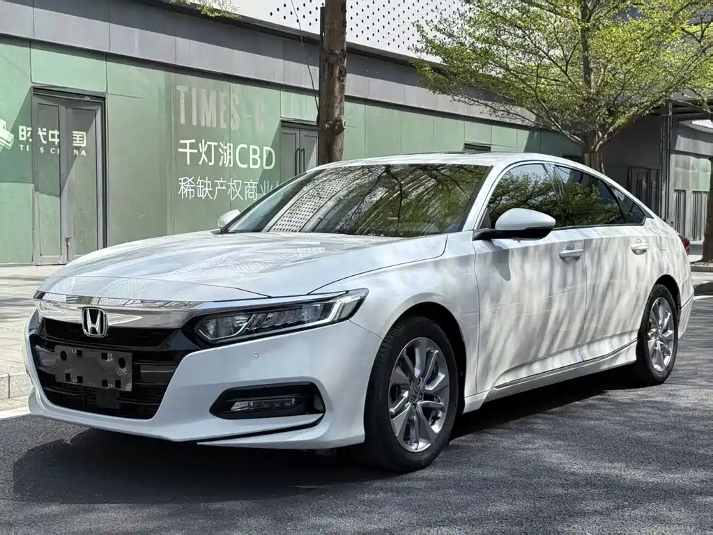 Honda Honda Accord 2018 260TURBO Luxury Edition China V 2021 - thumbnail 3