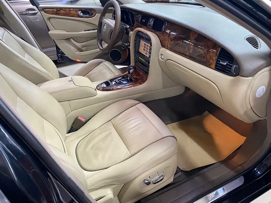 Jaguar Jaguar XJ 2007 XJ6L 3.0 RWD Long Wheelbase 2008 - thumbnail 5