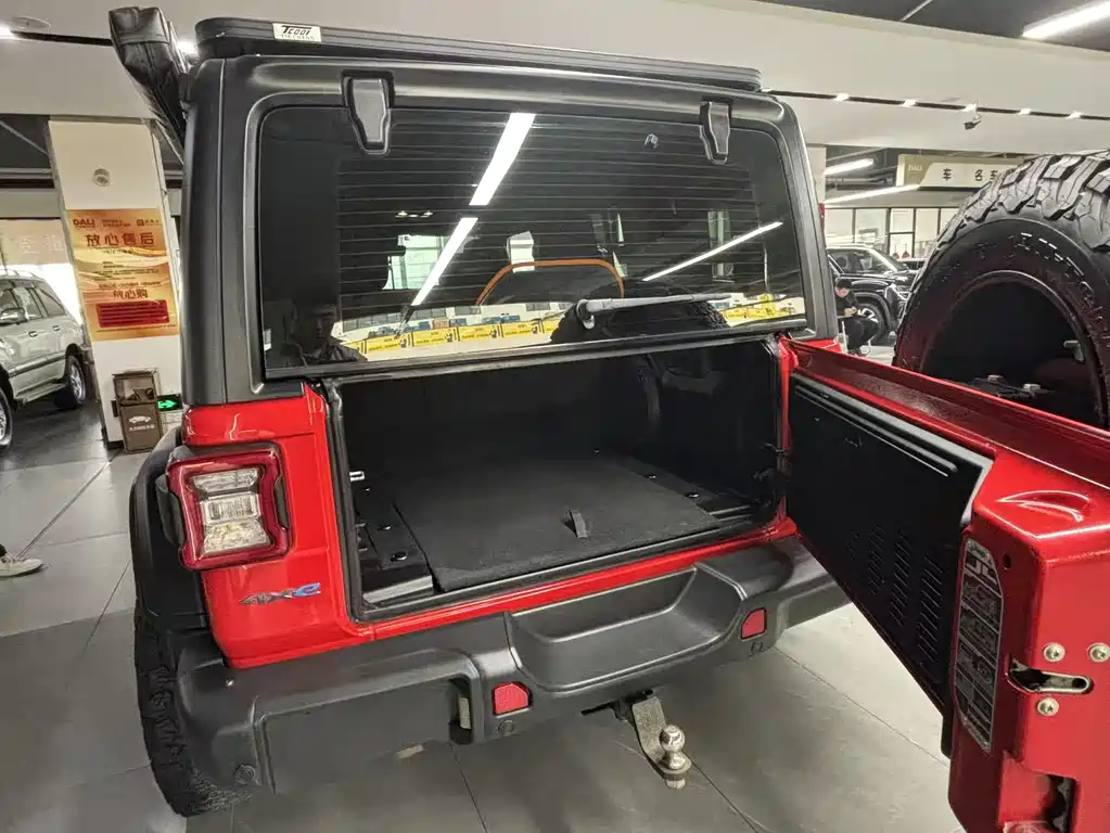 Jeep Jeep Wrangler 4xe 2021 4-Door 2.0T Rubicon Launch Edition 2022 - thumbnail 7