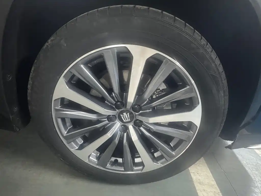Toyota Crown Kluger 2024 2.5L HEV AWD Luxury Edition 2025 - thumbnail 3