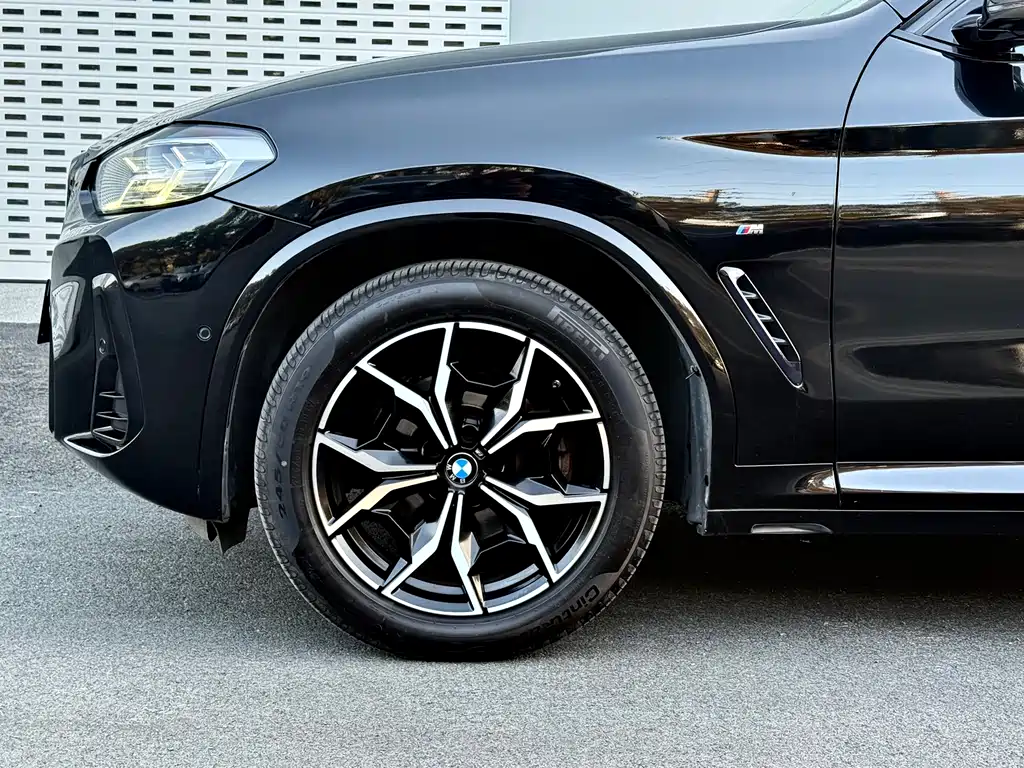 BMW BMW X4 2022 xDrive 25i M Sport Package 2022 - thumbnail 18