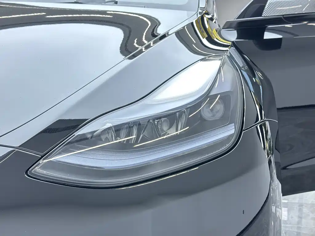 Tesla Model Y 2022 Performance AWD 2023 - thumbnail 11