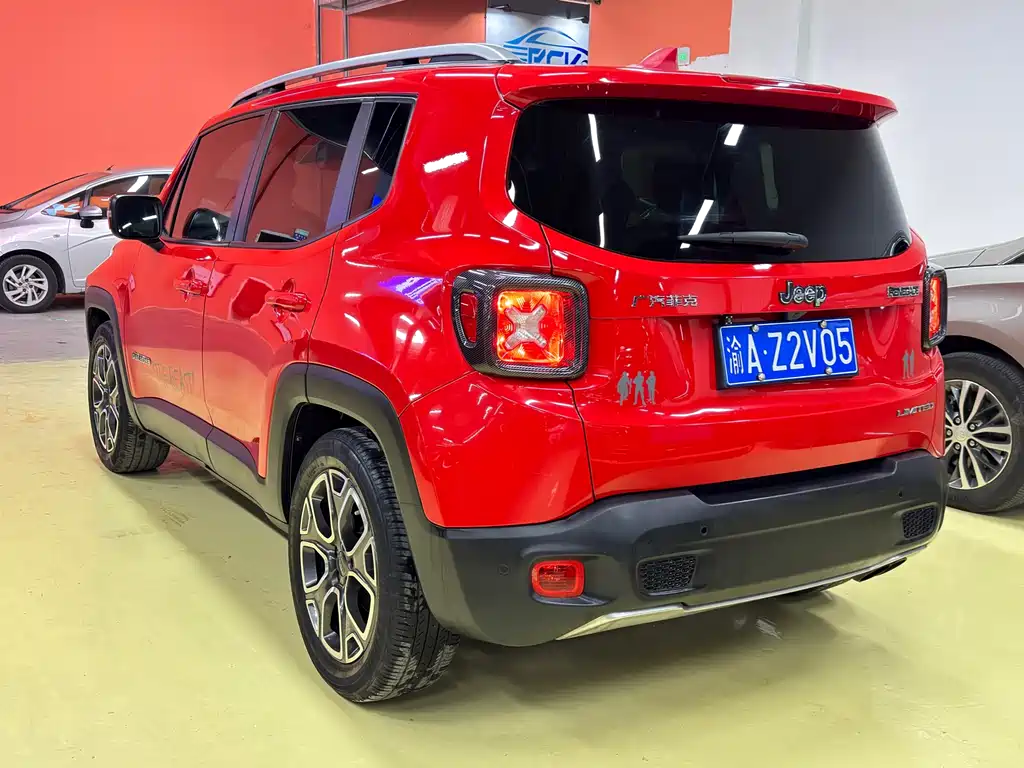 Jeep Jeep Renegade 2016 1.4T Automatic Intelligent Edition 2017 - thumbnail 6