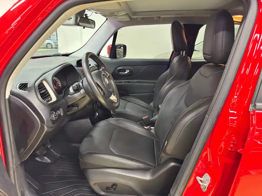 Jeep Jeep Renegade 2016 1.4T Automatic Intelligent Edition 2017 - thumbnail 10
