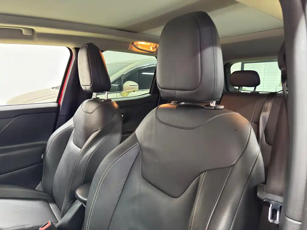 Jeep Jeep Renegade 2016 1.4T Automatic Intelligent Edition 2017 - thumbnail 17