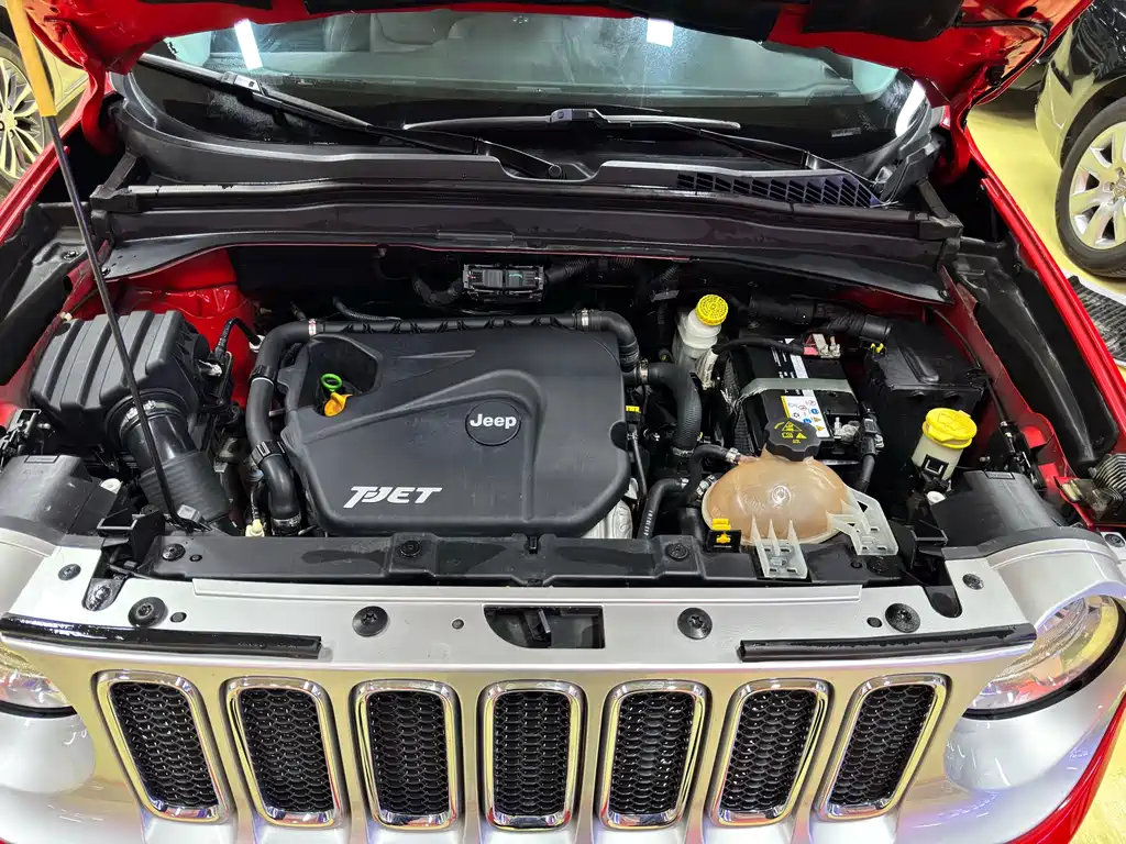 Jeep Jeep Renegade 2016 1.4T Automatic Intelligent Edition 2017 - thumbnail 22