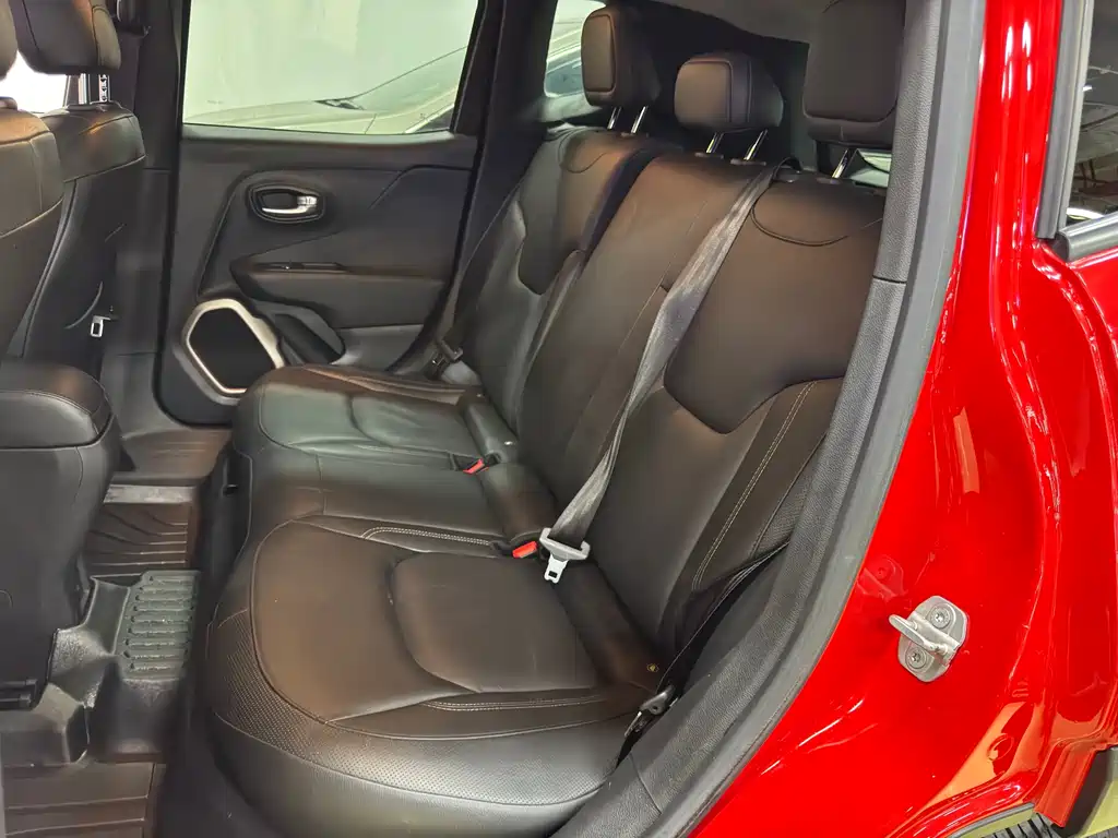 Jeep Jeep Renegade 2016 1.4T Automatic Intelligent Edition 2017 - thumbnail 23