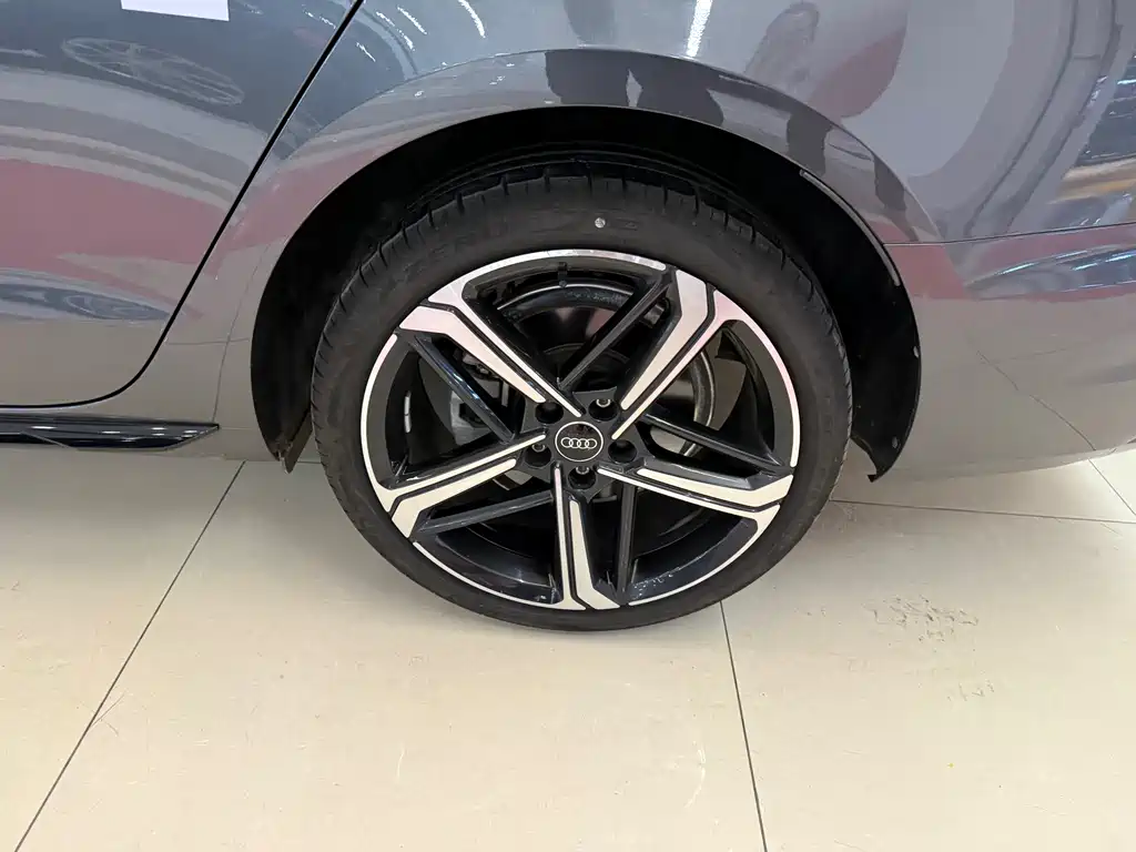 Audi Audi A4L 2022 40 TFSI Premium Dynamic Edition 2022 - thumbnail 13