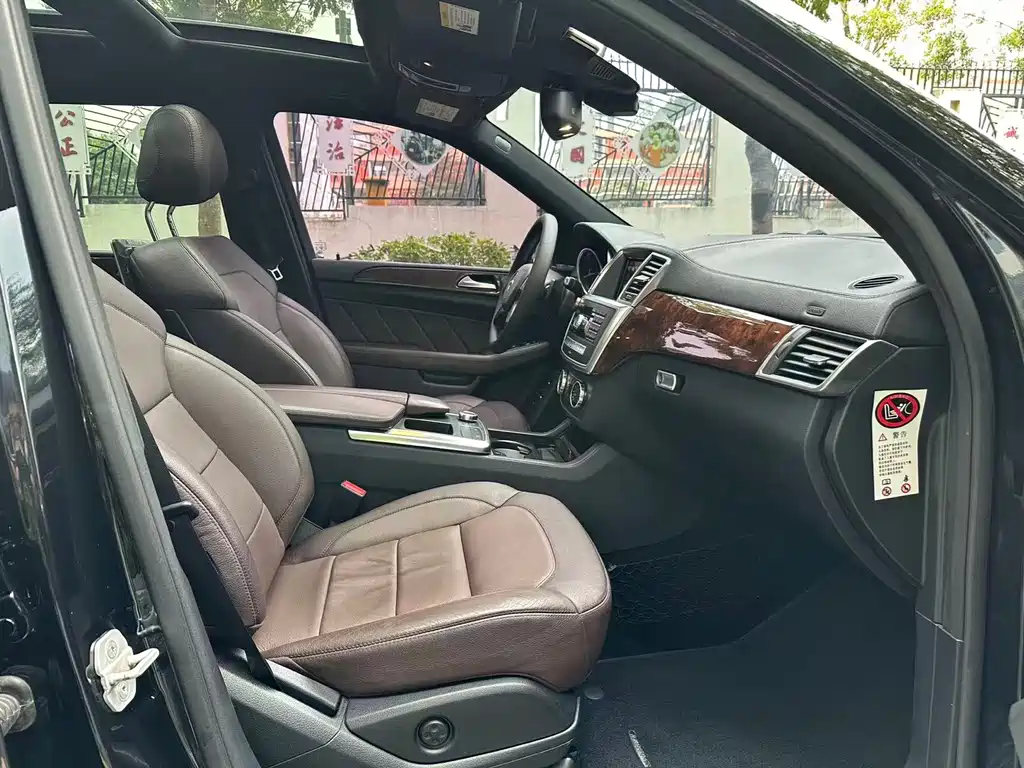 Mercedes-Benz Mercedes-Benz GL-Class 2015 GL 400 4MATIC Luxury Edition 2016 - thumbnail 8