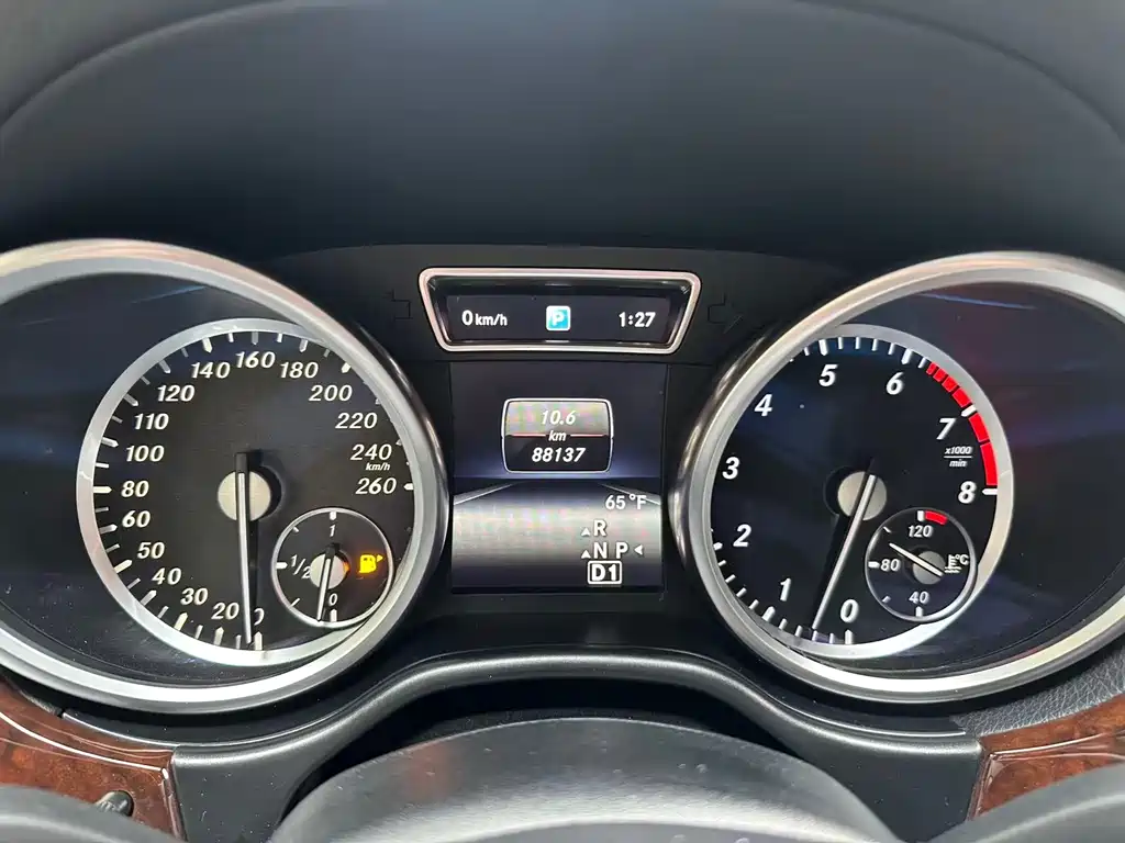 Mercedes-Benz Mercedes-Benz GL-Class 2015 GL 400 4MATIC Luxury Edition 2016 - thumbnail 15