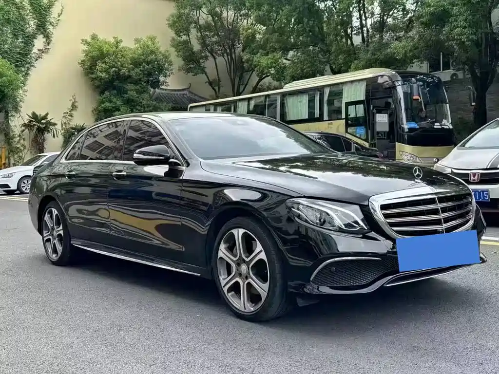 Mercedes-Benz Mercedes-Benz E-Class 2016 E 300 L Fashion Edition 2017 - thumbnail 3