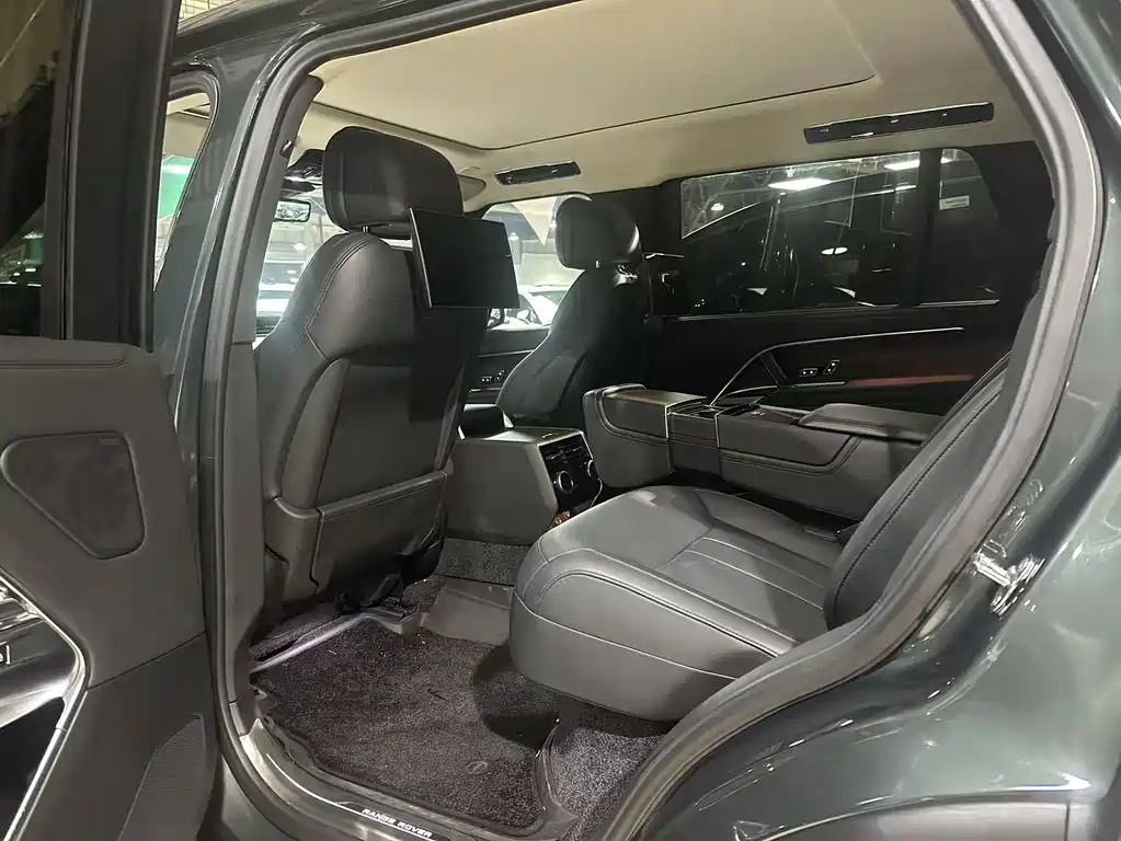 Land Rover Range Rover 2025 3.0 L6 400PS Autobiography Long Wheelbase 2024 - thumbnail 6
