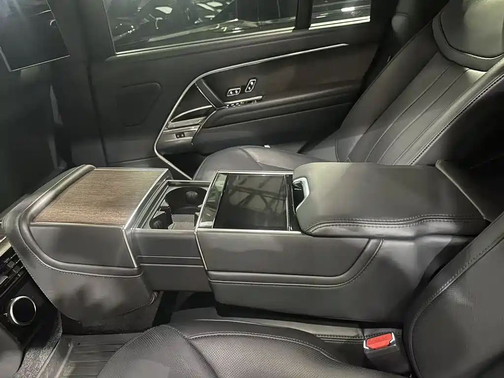 Land Rover Range Rover 2025 3.0 L6 400PS Autobiography Long Wheelbase 2024 - thumbnail 9