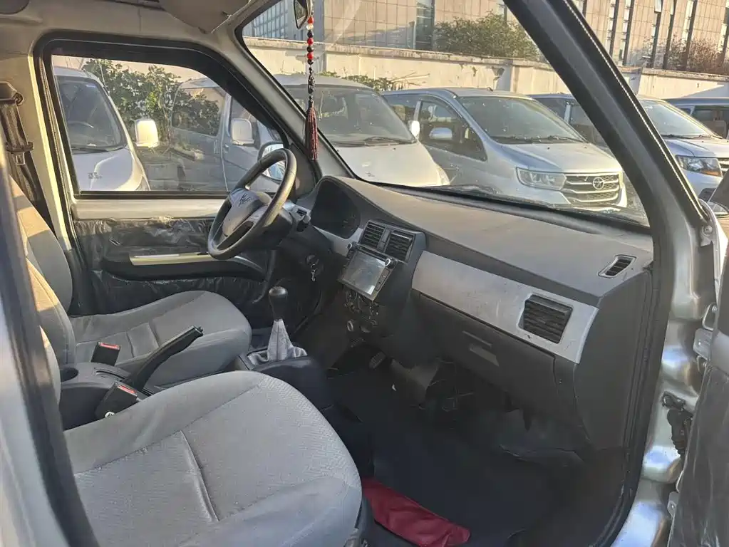Wuling Motors Wuling Rongguang 2011 1.2L Basic Model 2015 - thumbnail 10