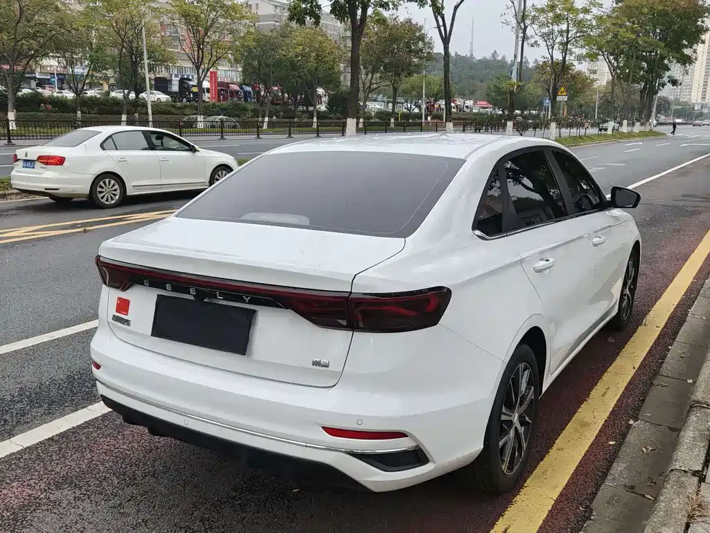 Geely Auto Geely Emgrand 2023 4th Generation Champion Edition 1.5L CVT Premium Model 2023 - thumbnail 5