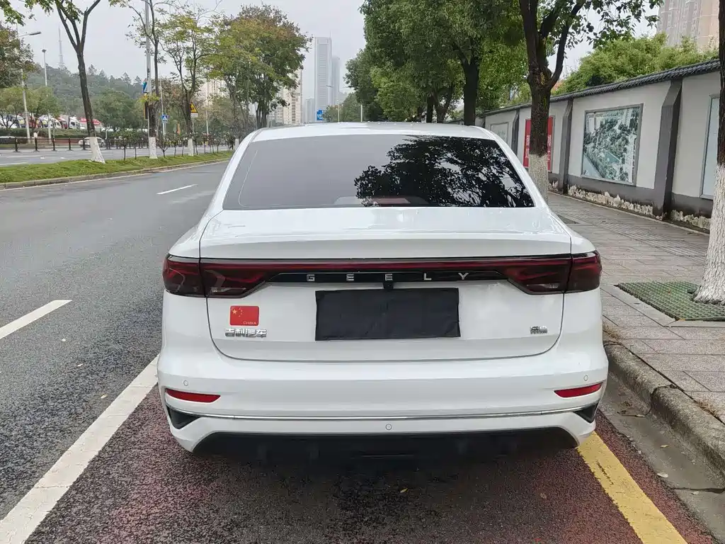 Geely Auto Geely Emgrand 2023 4th Generation Champion Edition 1.5L CVT Premium Model 2023 - thumbnail 6