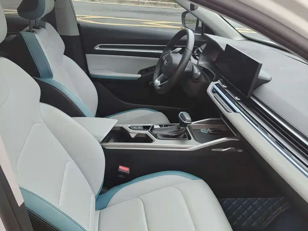 Geely Auto Geely Emgrand 2023 4th Generation Champion Edition 1.5L CVT Premium Model 2023 - thumbnail 7