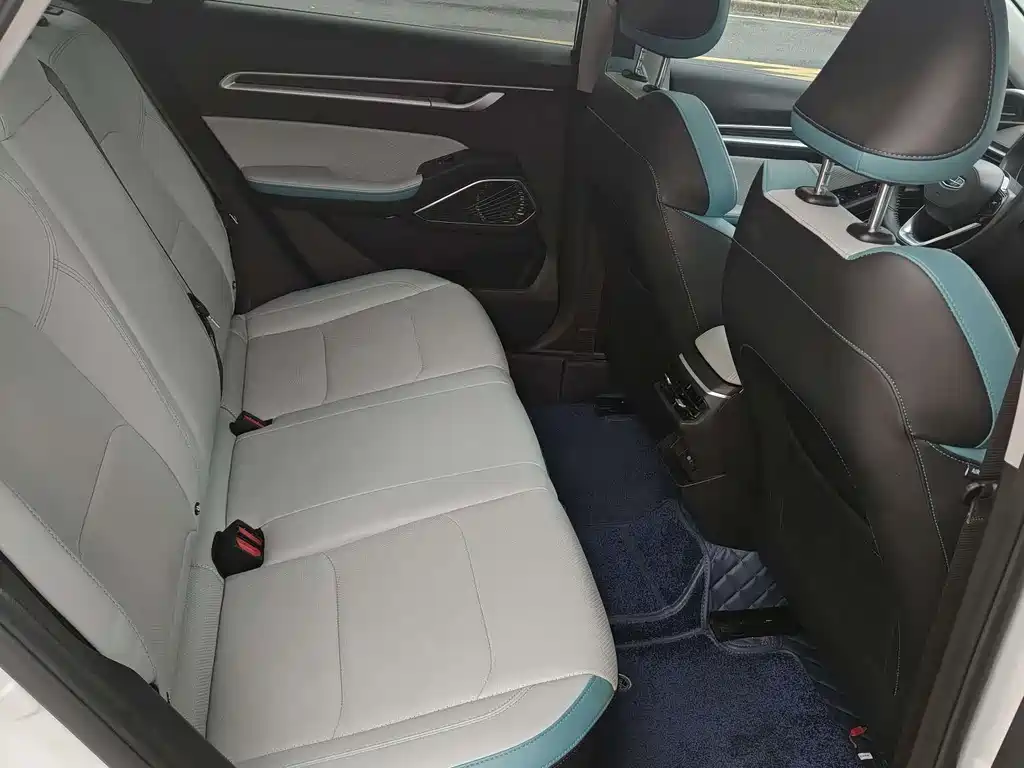 Geely Auto Geely Emgrand 2023 4th Generation Champion Edition 1.5L CVT Premium Model 2023 - thumbnail 9