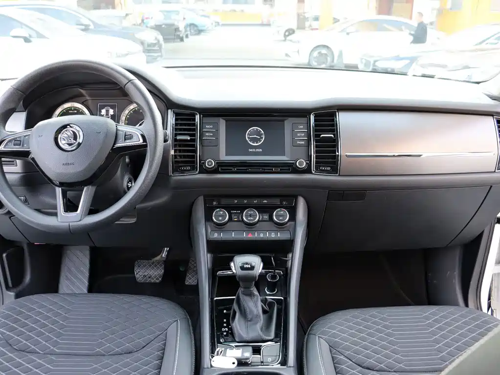 Skoda Kodiaq 2017 TSI330 5-seat 2WD Luxury Edition 2017 - thumbnail 12