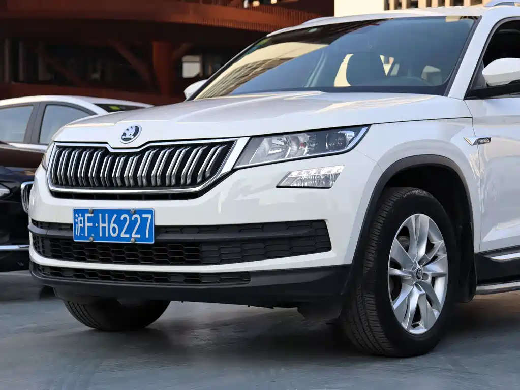 Skoda Kodiaq 2017 TSI330 5-seat 2WD Luxury Edition 2017 - thumbnail 22