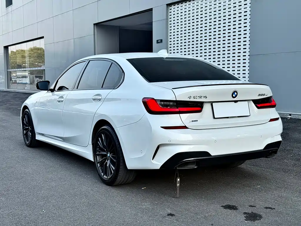 BMW BMW 3 Series 2021 Model 325Li M Sport Night Package 2021 - thumbnail 14