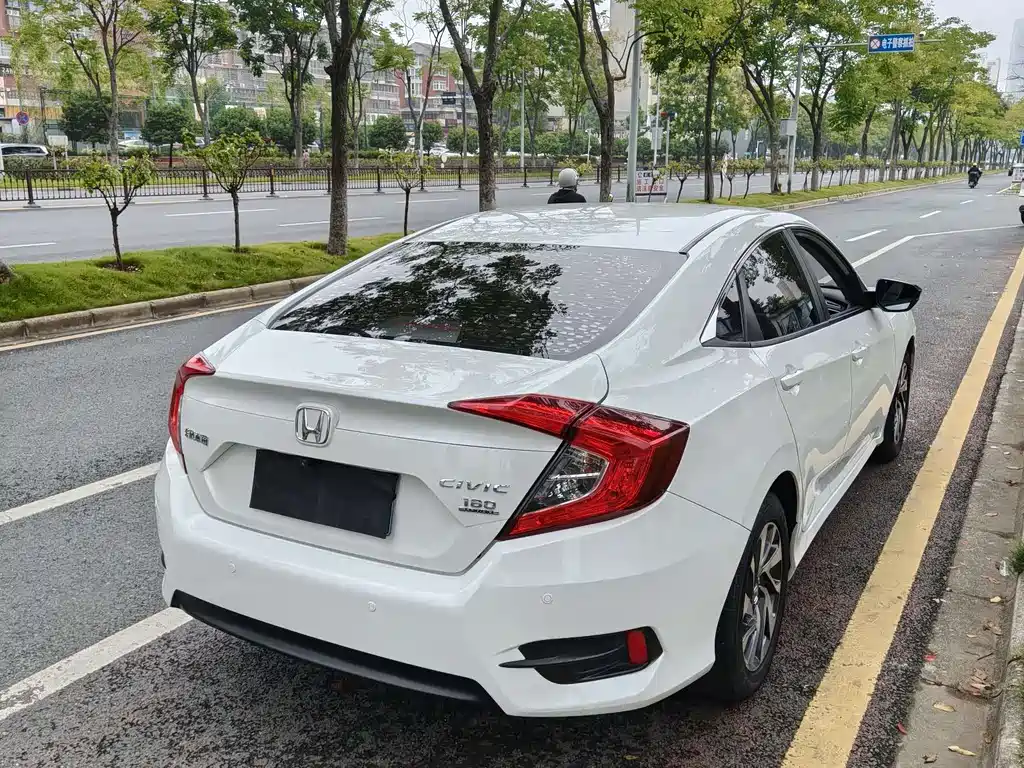 Honda Honda Civic 2019 180TURBO CVT Shangyue Edition China VI 2019 - thumbnail 8