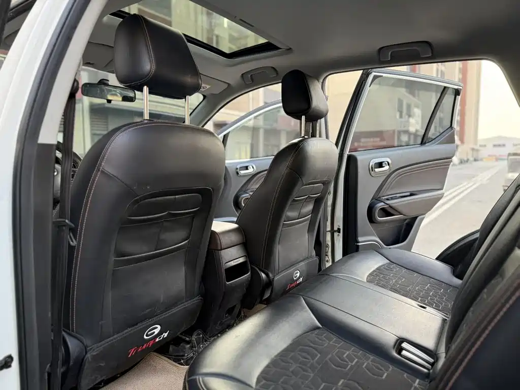 GAC Trumpchi GAC GS3 2017 150N Automatic Elite Edition 2019 - thumbnail 8