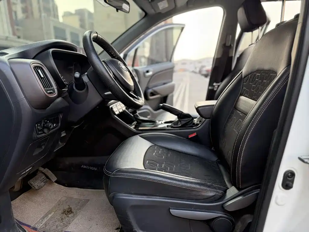GAC Trumpchi GAC GS3 2017 150N Automatic Elite Edition 2019 - thumbnail 9