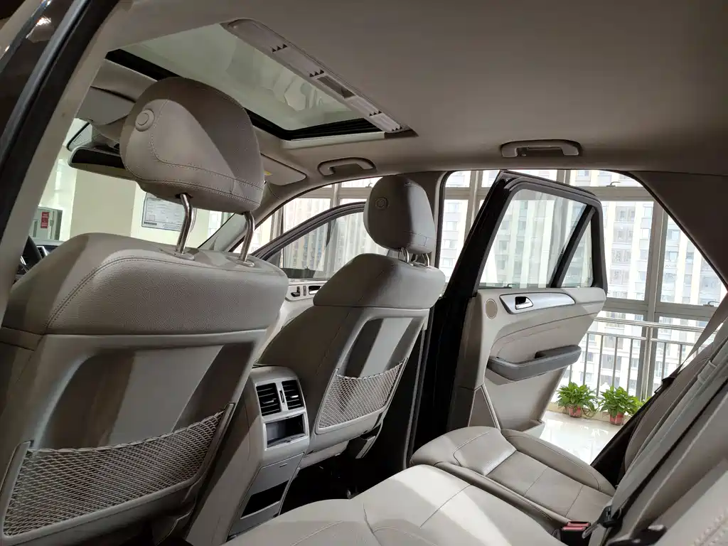 Mercedes-Benz Mercedes-Benz M-Class 2015 ML 320 4MATIC 2015 - thumbnail 9