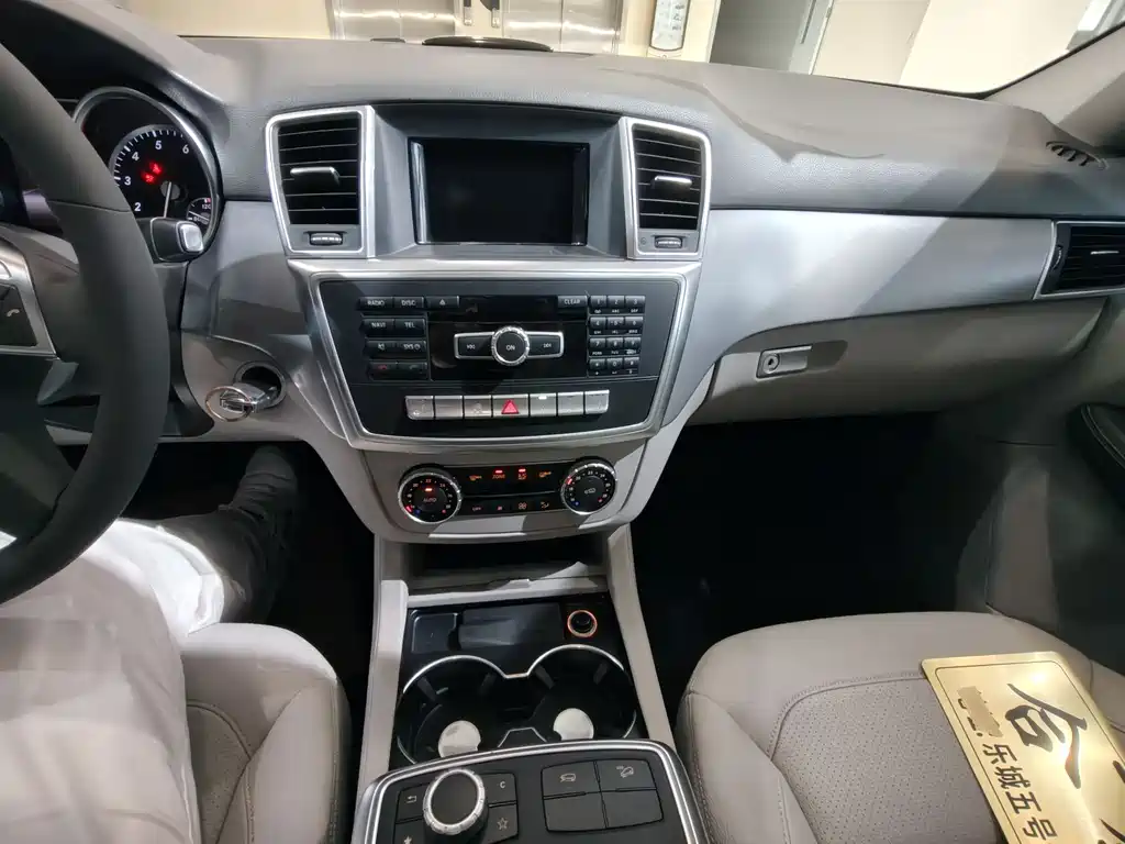 Mercedes-Benz Mercedes-Benz M-Class 2015 ML 320 4MATIC 2015 - thumbnail 15