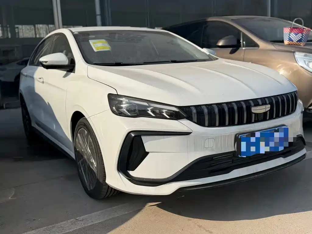 Geely Auto Geely Emgrand 2024 Emgrand COOL 1.5T DCT Champion Edition 2026 - thumbnail 3