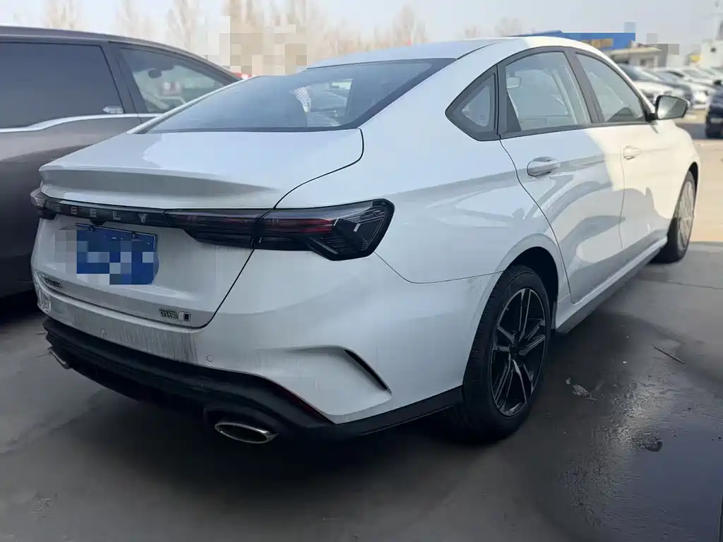 Geely Auto Geely Emgrand 2024 Emgrand COOL 1.5T DCT Champion Edition 2026 - thumbnail 9