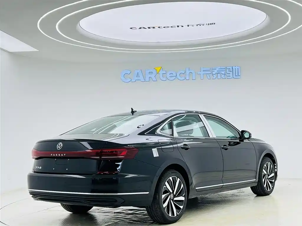 Volkswagen Passat 2026 Model Distinguished 330TSI Elite Edition 2026 - thumbnail 5