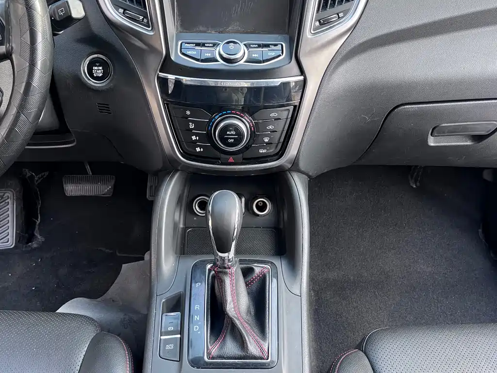 Changan Changan CS75 2015 1.8T Automatic AWD Elite Model China V 2015 - thumbnail 12