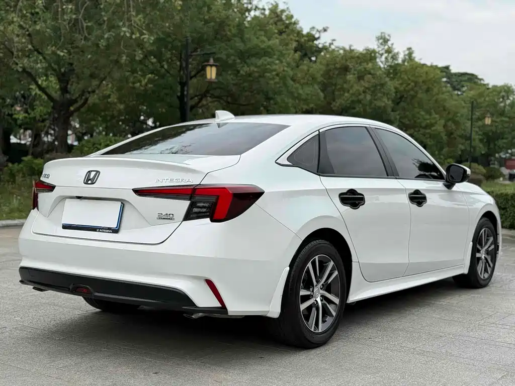 Honda Honda INTEGRA 2023 240TURBO CVT Technology Edition 2024 - thumbnail 24