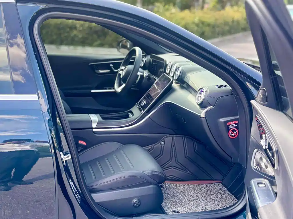 Mercedes-Benz Mercedes-Benz C-Class 2023 C 260 L Sport Edition 2023 - thumbnail 6