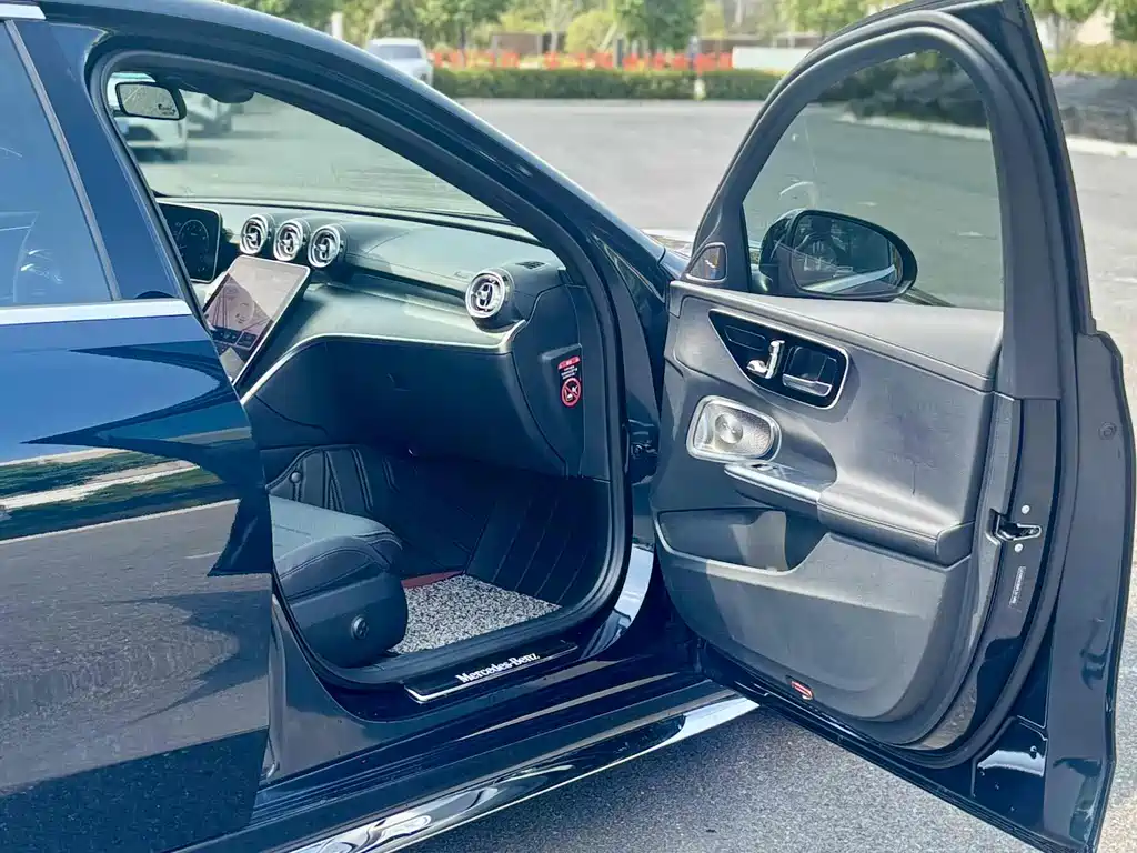 Mercedes-Benz Mercedes-Benz C-Class 2023 C 260 L Sport Edition 2023 - thumbnail 15