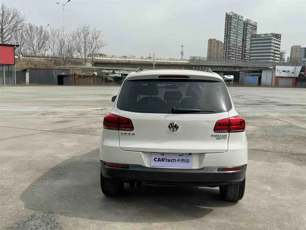 Volkswagen Tiguan 2016 280TSI Automatic 2WD Silk Road Style Edition 2018 - thumbnail 6
