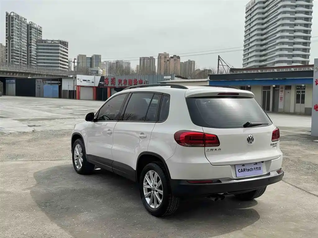 Volkswagen Tiguan 2016 280TSI Automatic 2WD Silk Road Style Edition 2018 - thumbnail 7